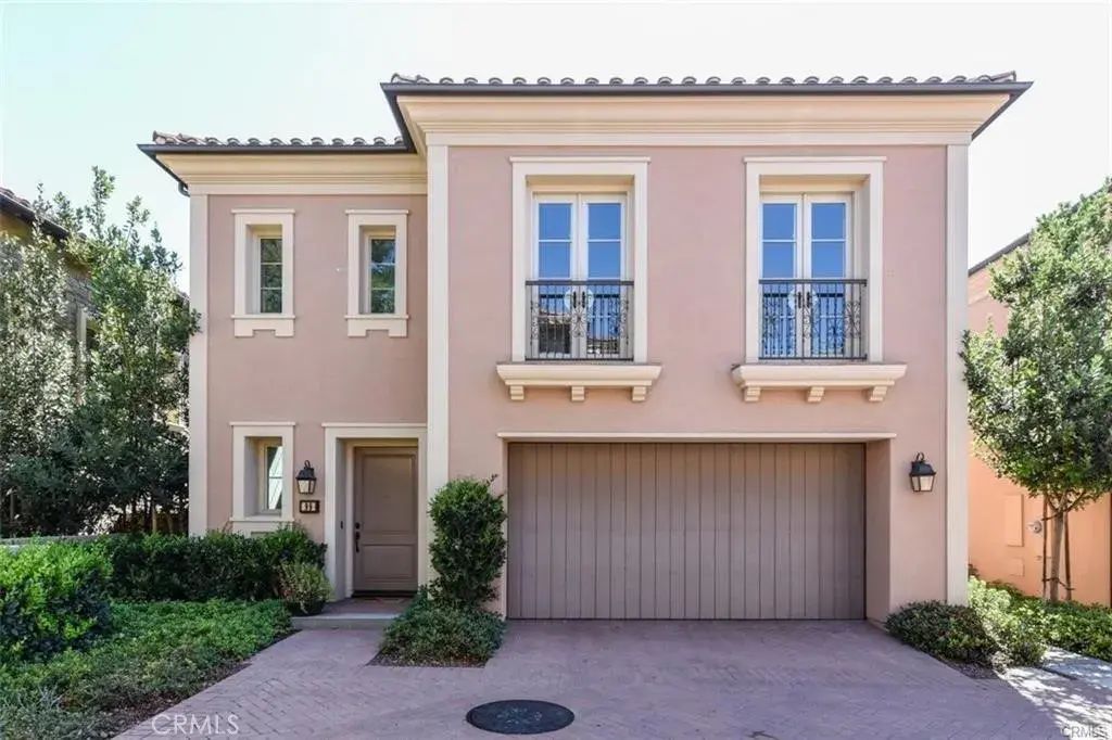 99 Bianco, Irvine
