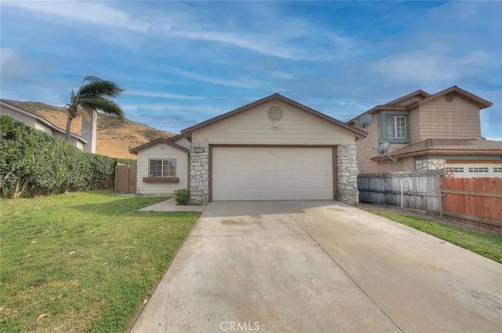 14319 Weeping Willow Lane, Fontana