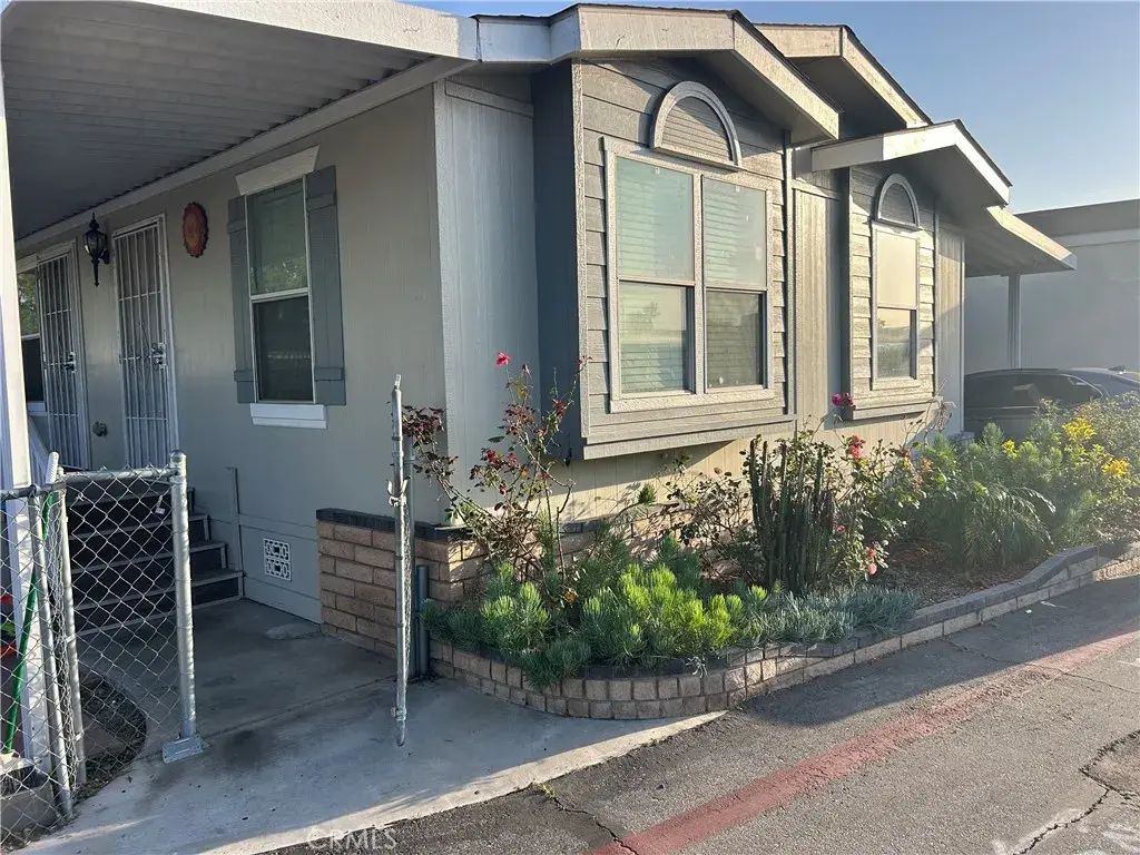250 N Linden, Rialto