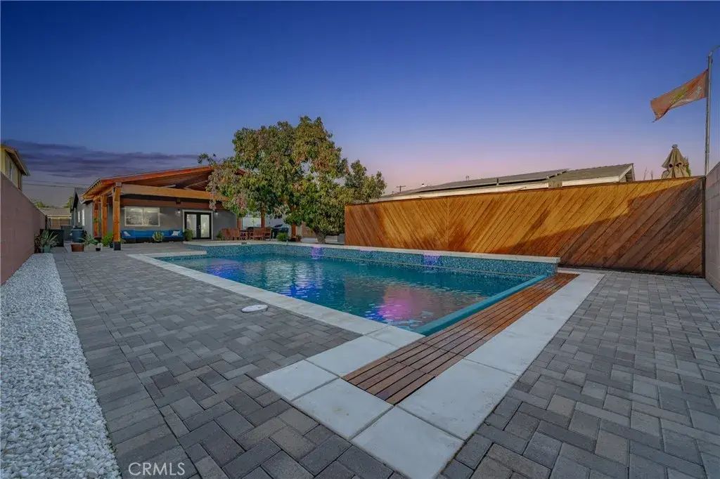 11432 Elizabeth, Norwalk