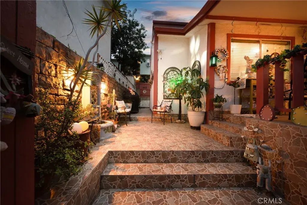 3812 Middlebury, Los Angeles