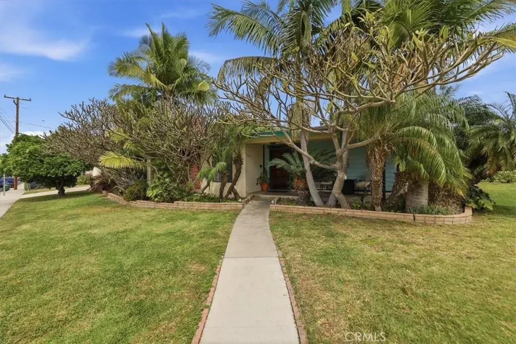 8561 Davista, Whittier