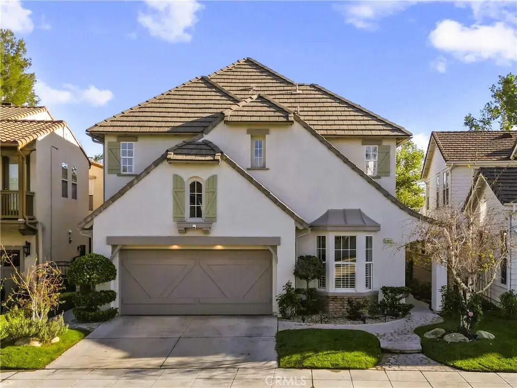 23912 Lakeside Road, Valencia