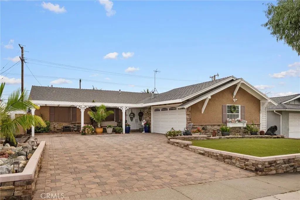1406 Carey Avenue, Brea