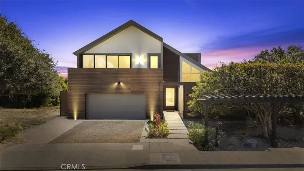 18177 Knoll Hill, Granada Hills