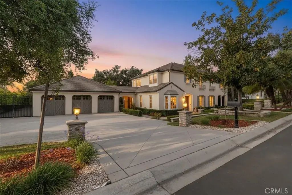 729 Carriage House Dr., Arcadia