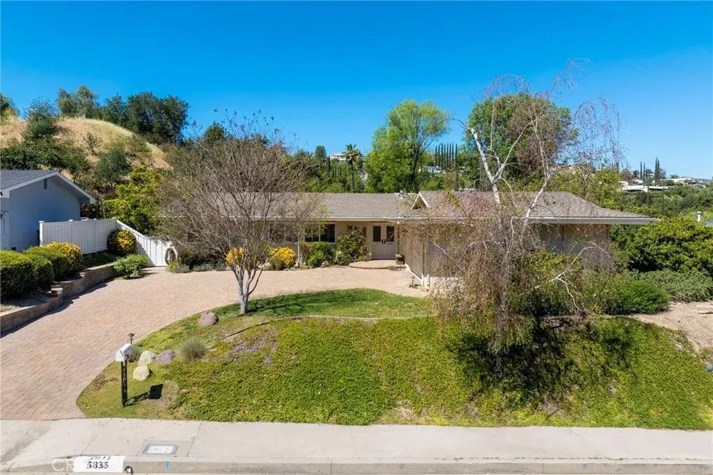 5835 Fairhaven, Woodland Hills