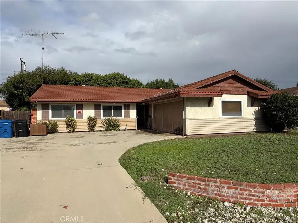 1751 E Jefferson Avenue, Pomona