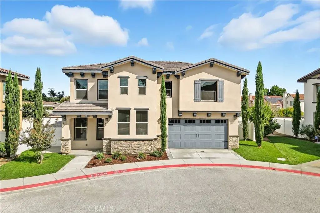 1450 W 11th St, Pomona