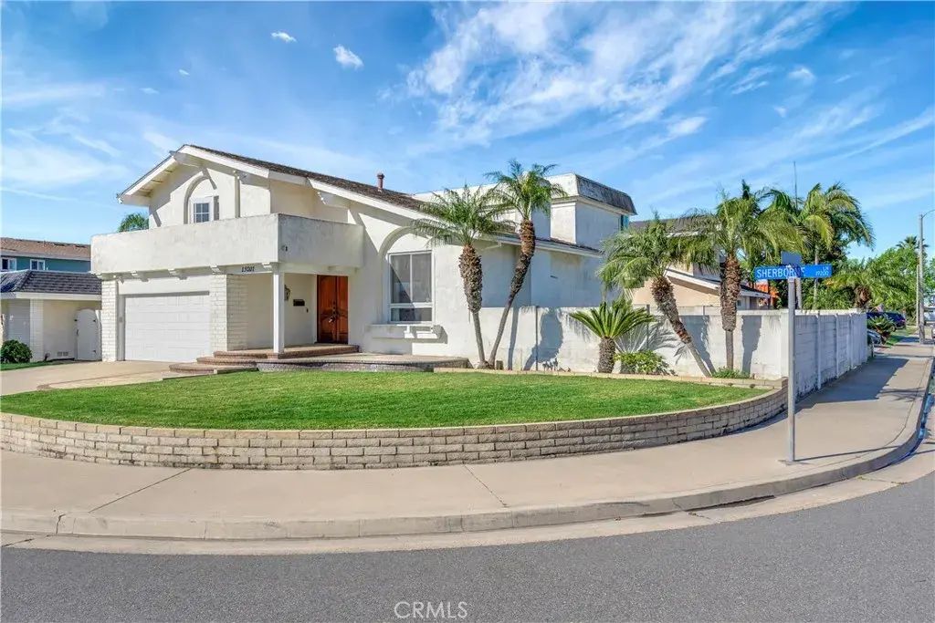 19201 Sherborne Lane, Huntington Beach