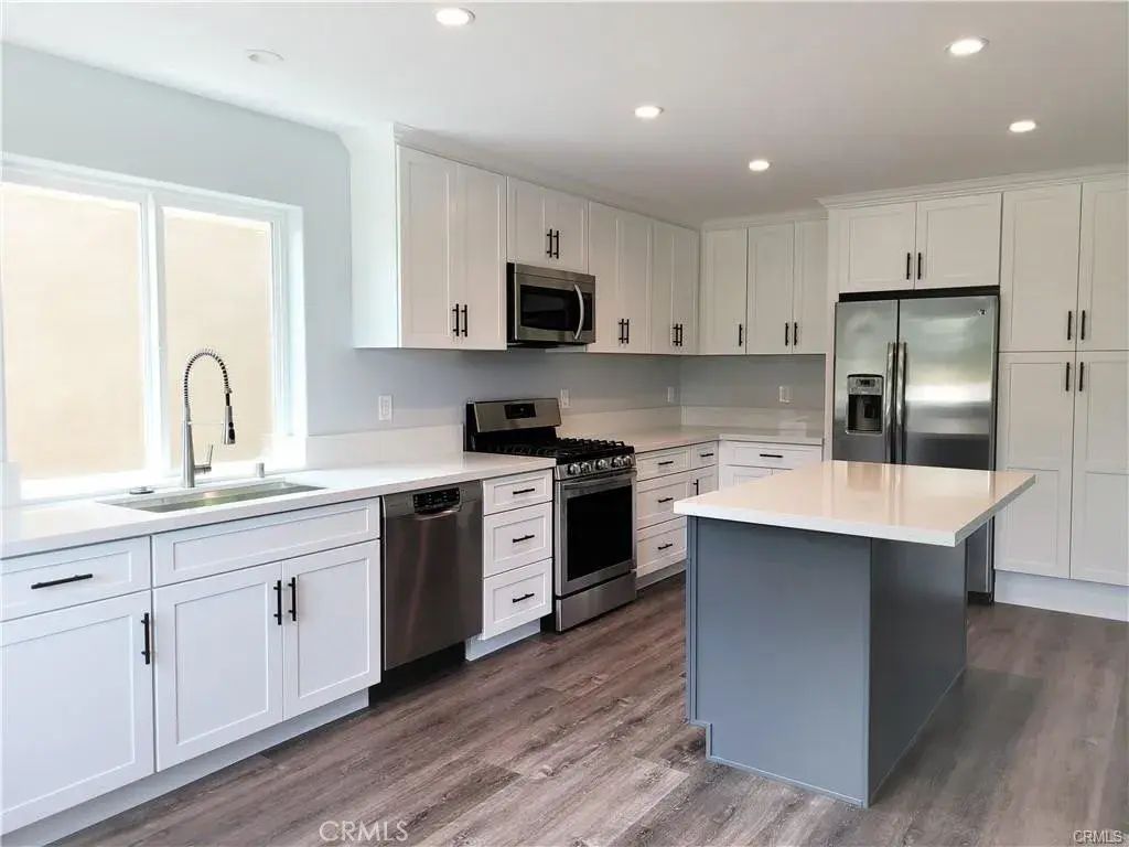 1485 Surrey Heights, Fallbrook