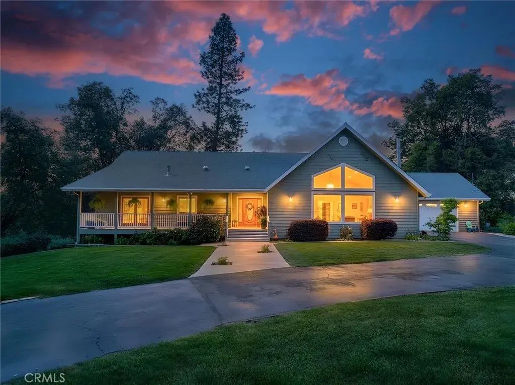 5564 Parker, Mariposa