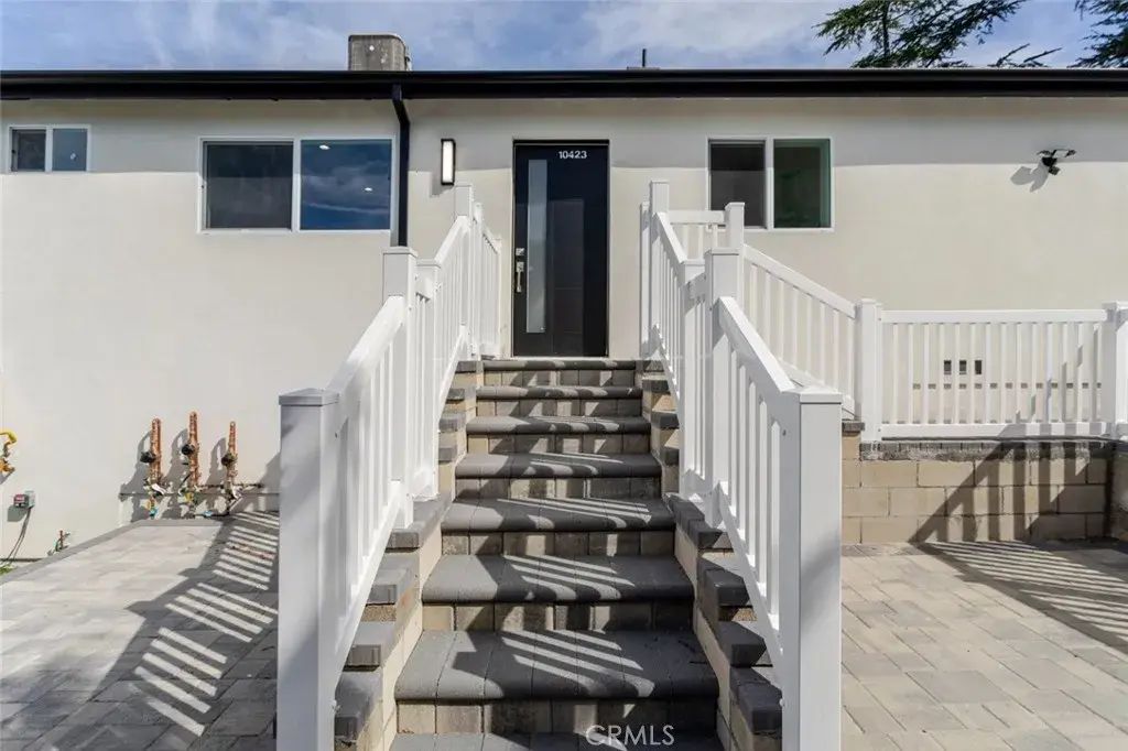 10423 Pinyon Avenue, Tujunga