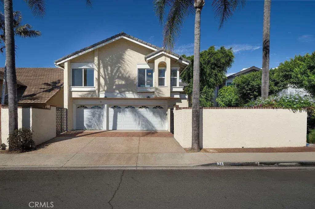 34 Columbus, Irvine
