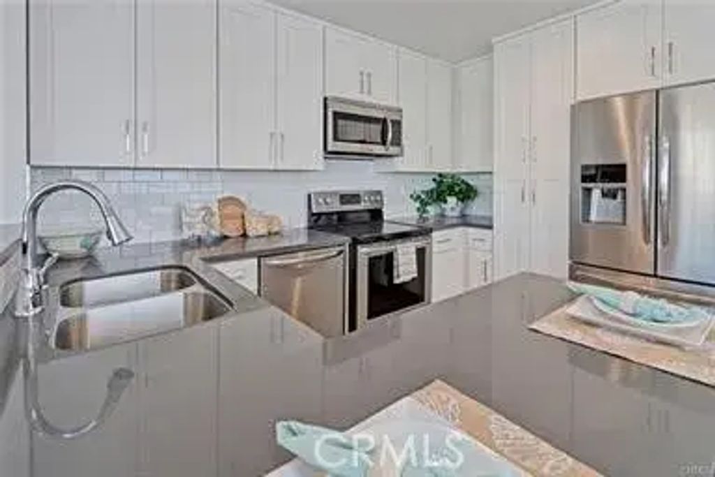 6028 S Pacific Coast Hwy 3, Redondo Beach