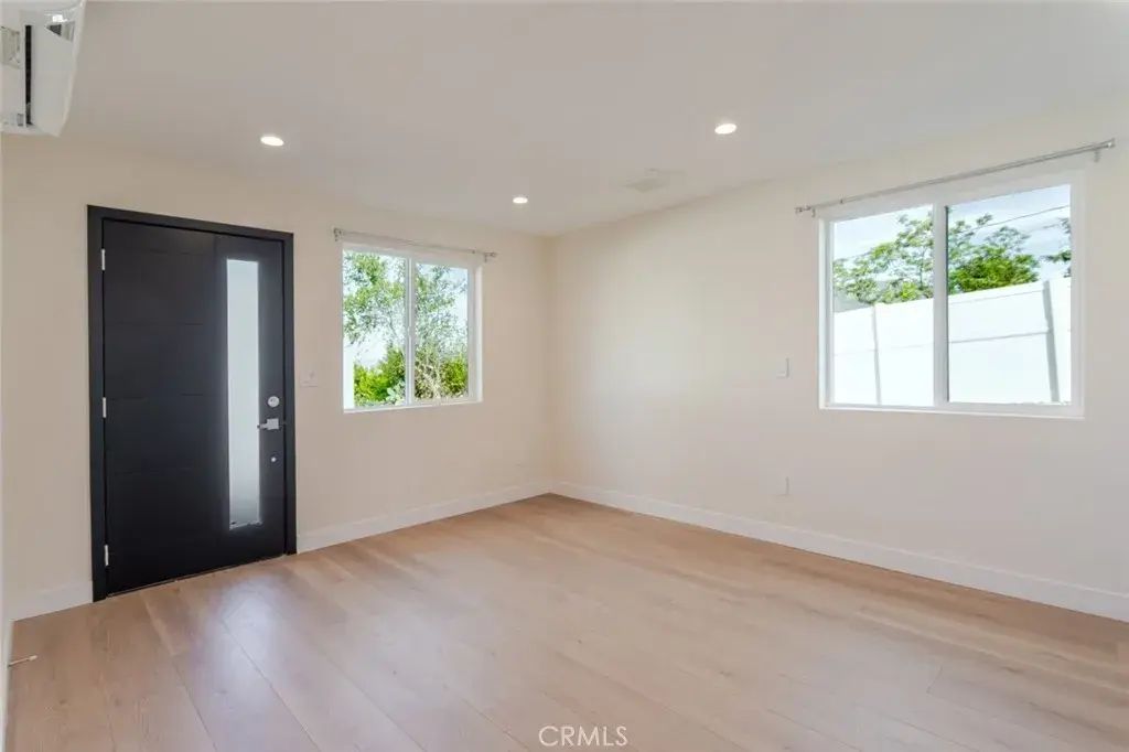 10421 Pinyon Avenue, Tujunga