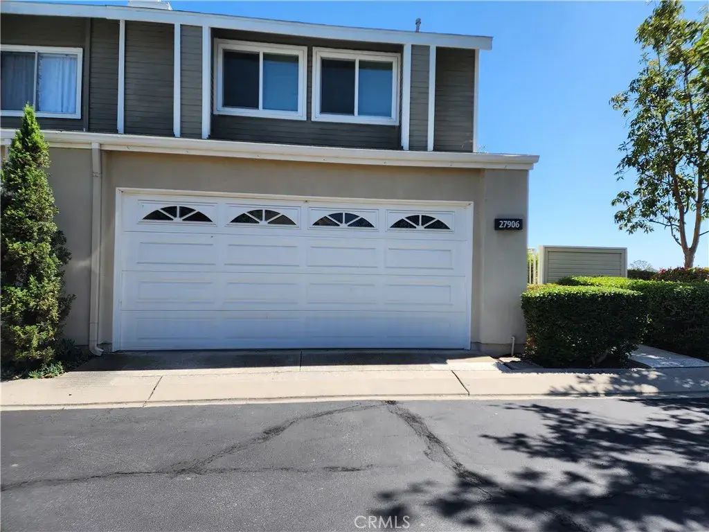 27906 Aberdeen, Mission Viejo