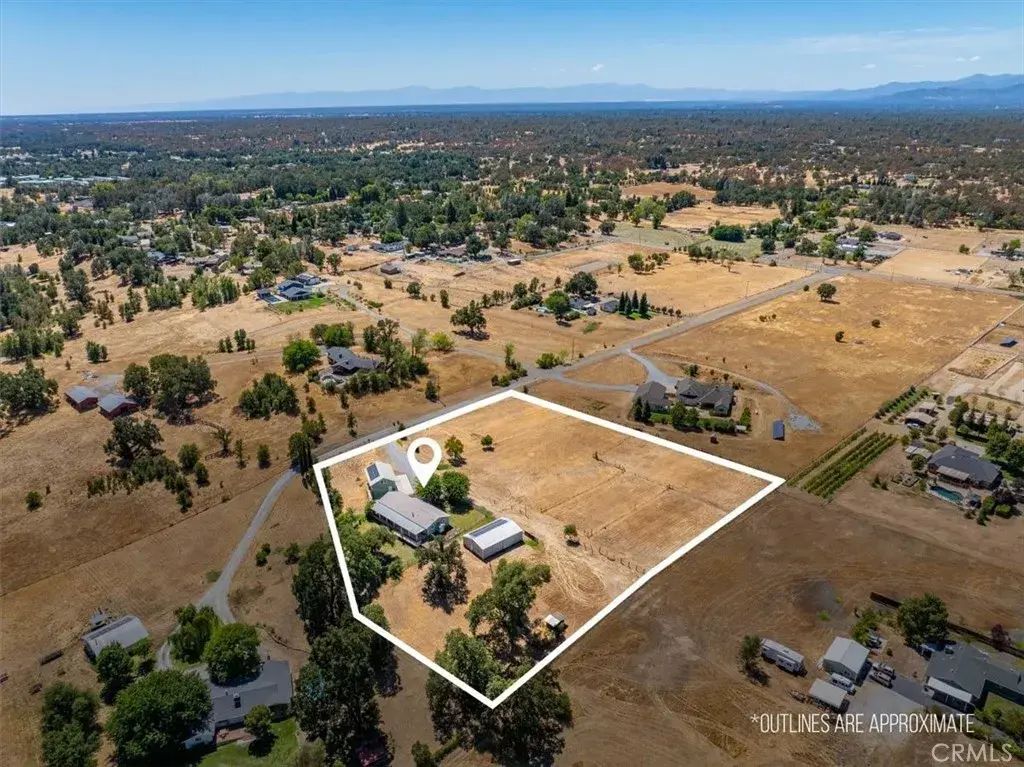 22132 Los Robles Way, Palo Cedro