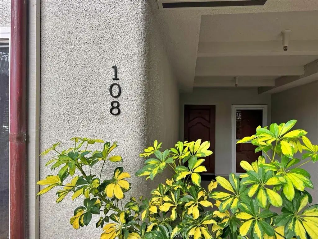 230 S Catalina Avenue 108, Redondo Beach