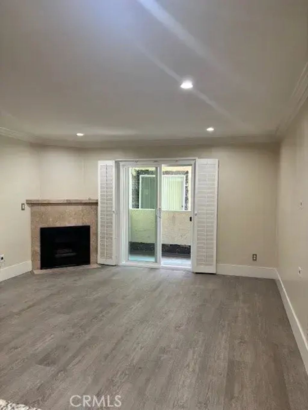 7035 Woodley 113, Van Nuys