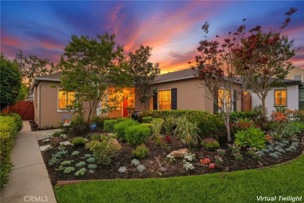 1450 E Armando Drive, Long Beach