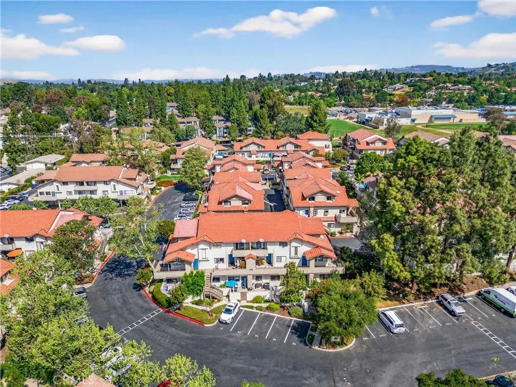 158 Maegan 9, Thousand Oaks