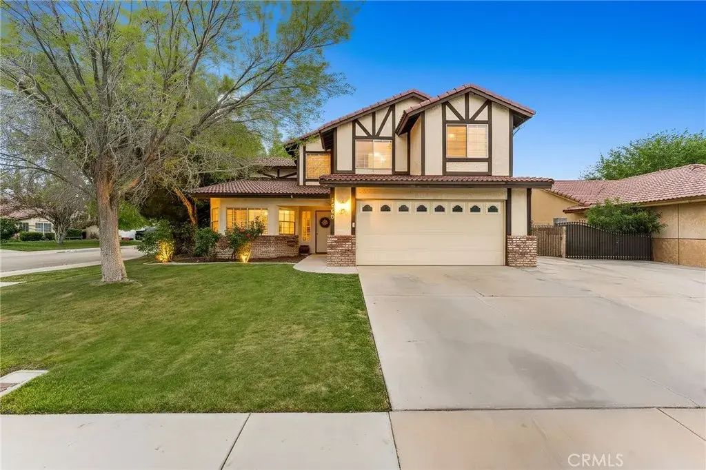 3300 W Avenue J3, Lancaster