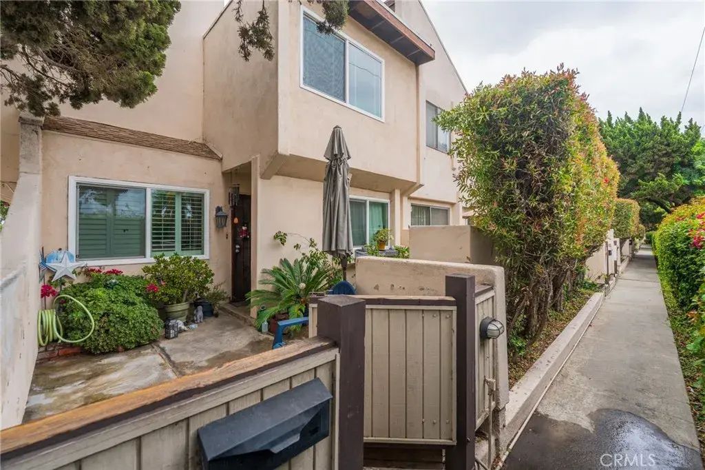 16710 Orange Ave. A1, Paramount