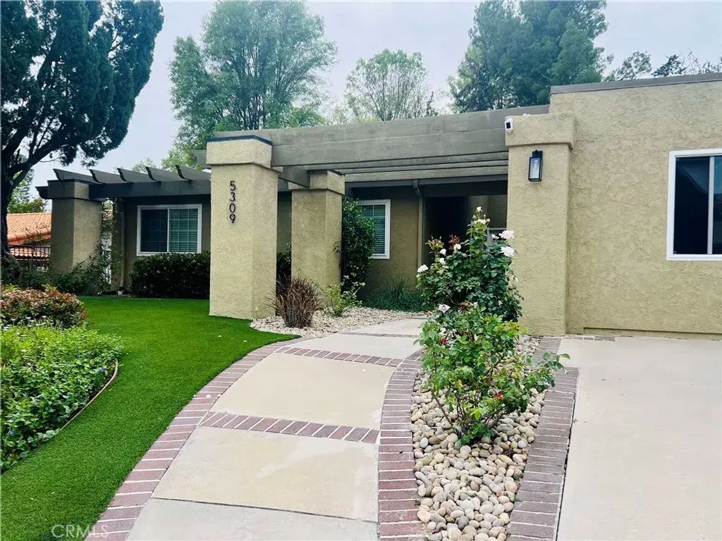 5309 Lockhurst Drive, Woodland Hills