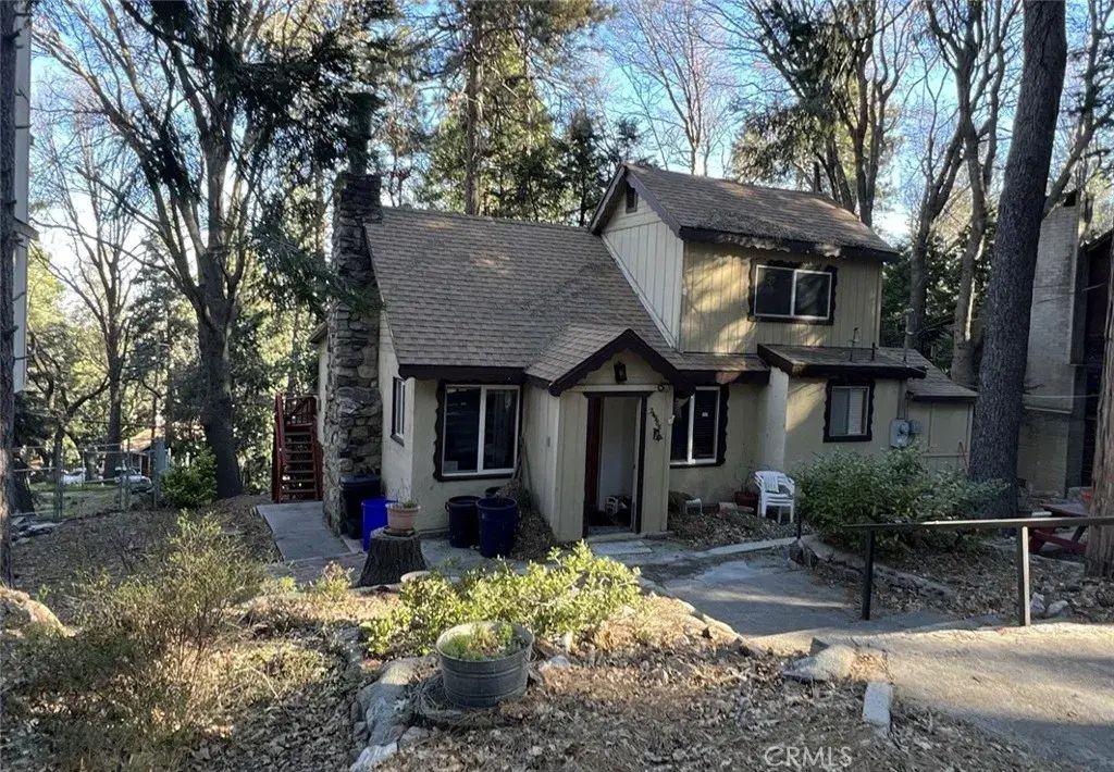 24988 Crest Forest, Crestline