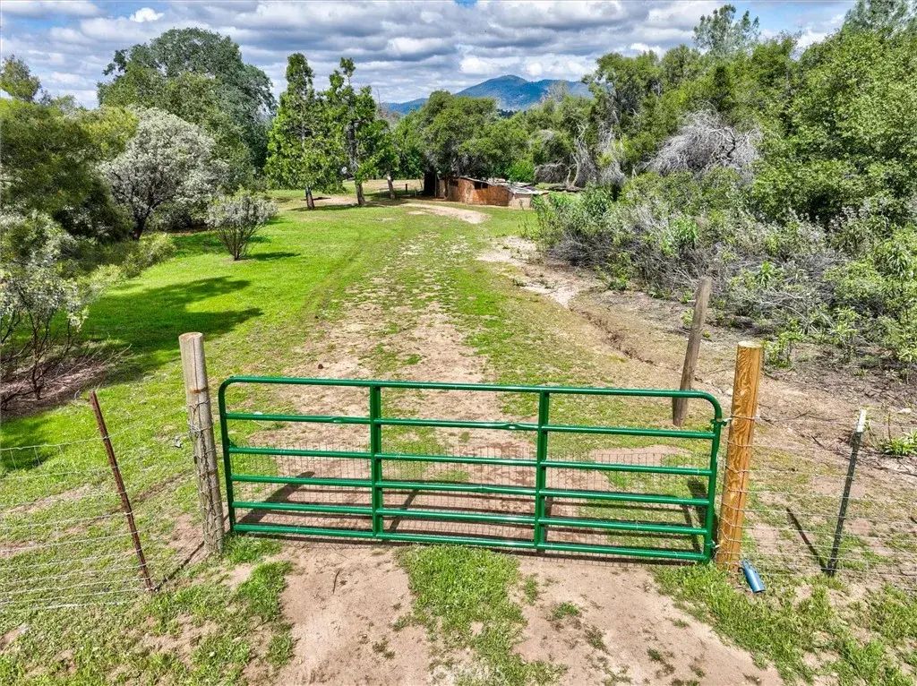 53899 Dogwood, North Fork