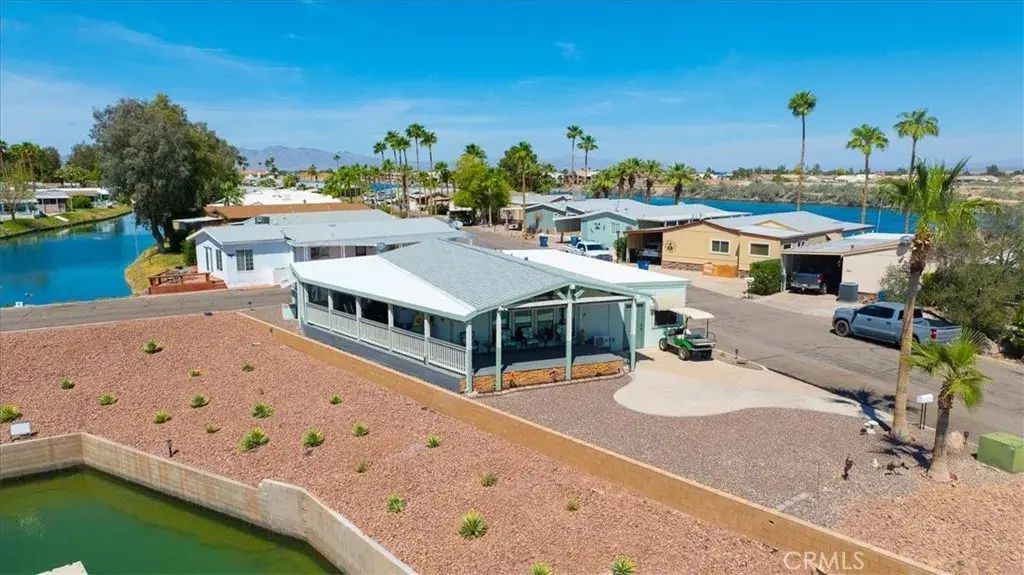 551 Beach, Needles