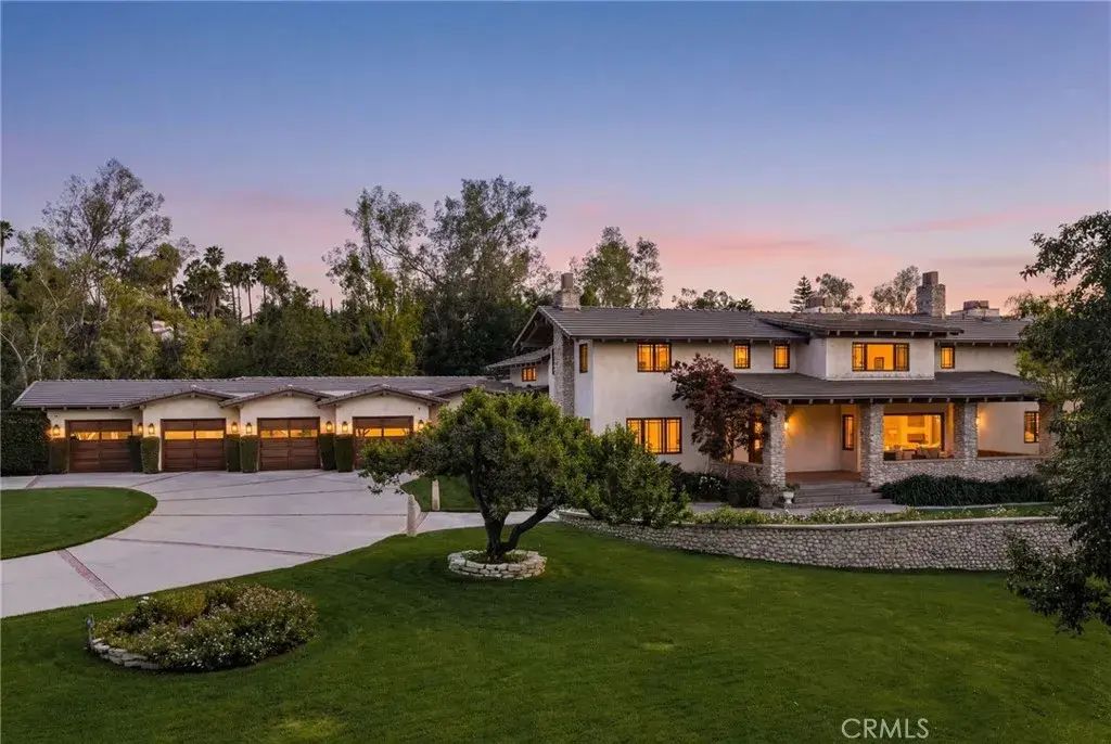 1688 Dwight, Redlands