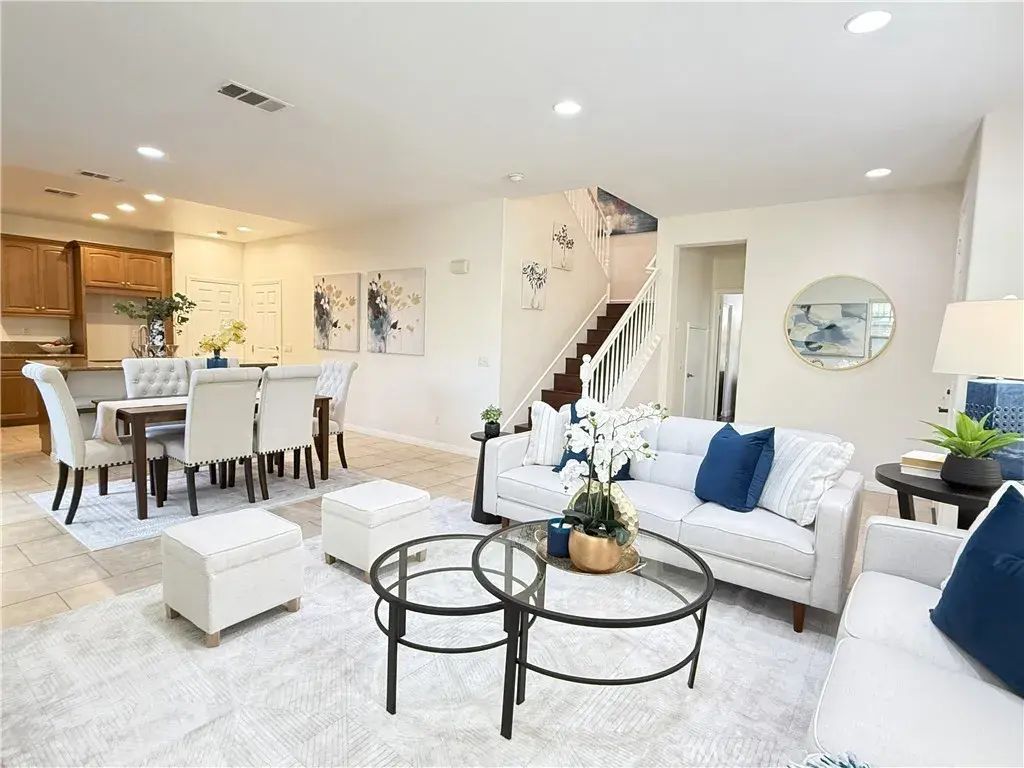 81 Keepsake, Irvine