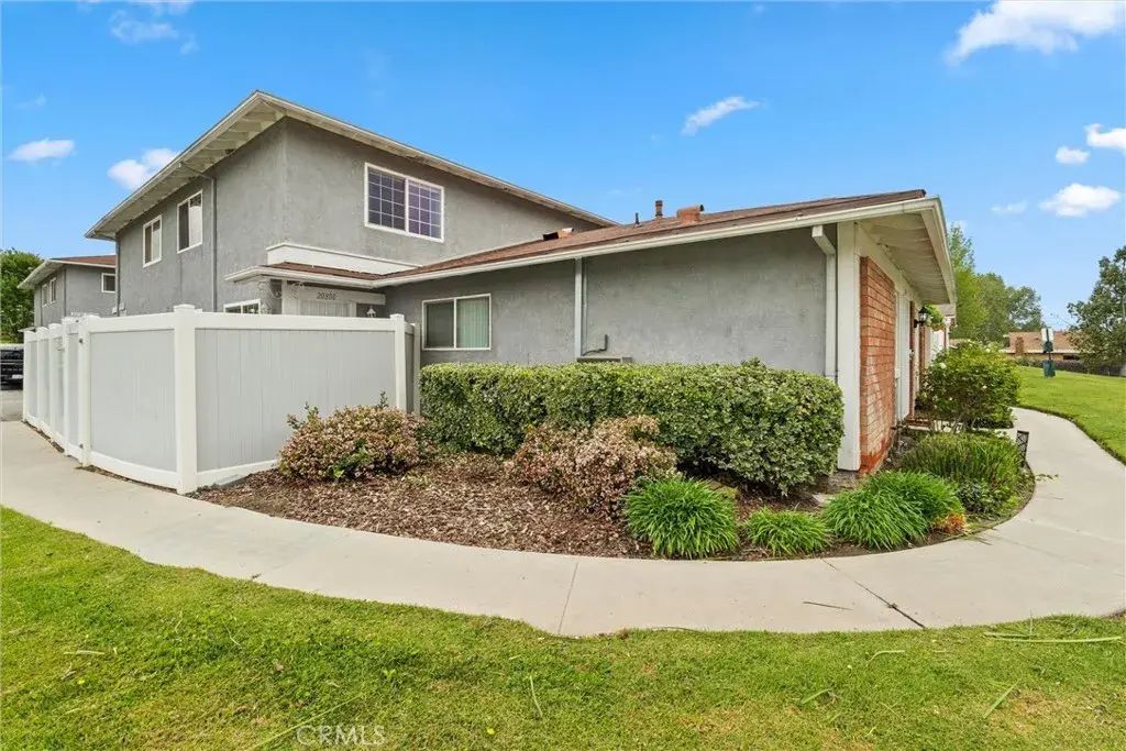 20800 Plum Canyon, Saugus
