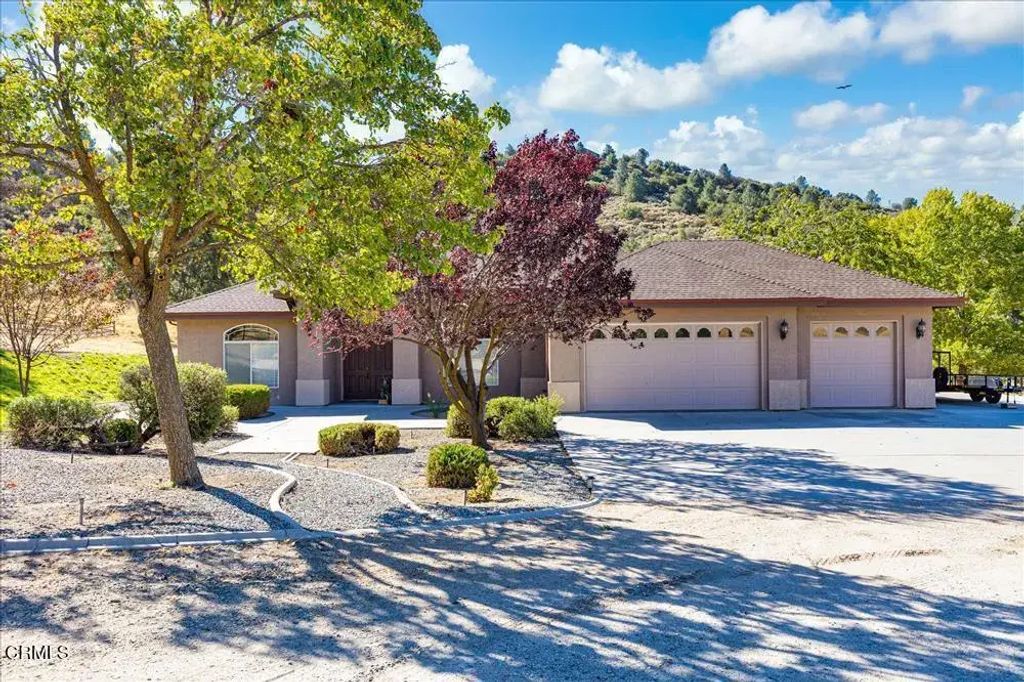 26450 Cumberland Road, Tehachapi