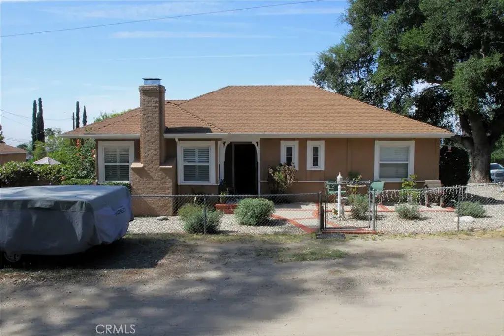 13250 Dyer Street, Sylmar
