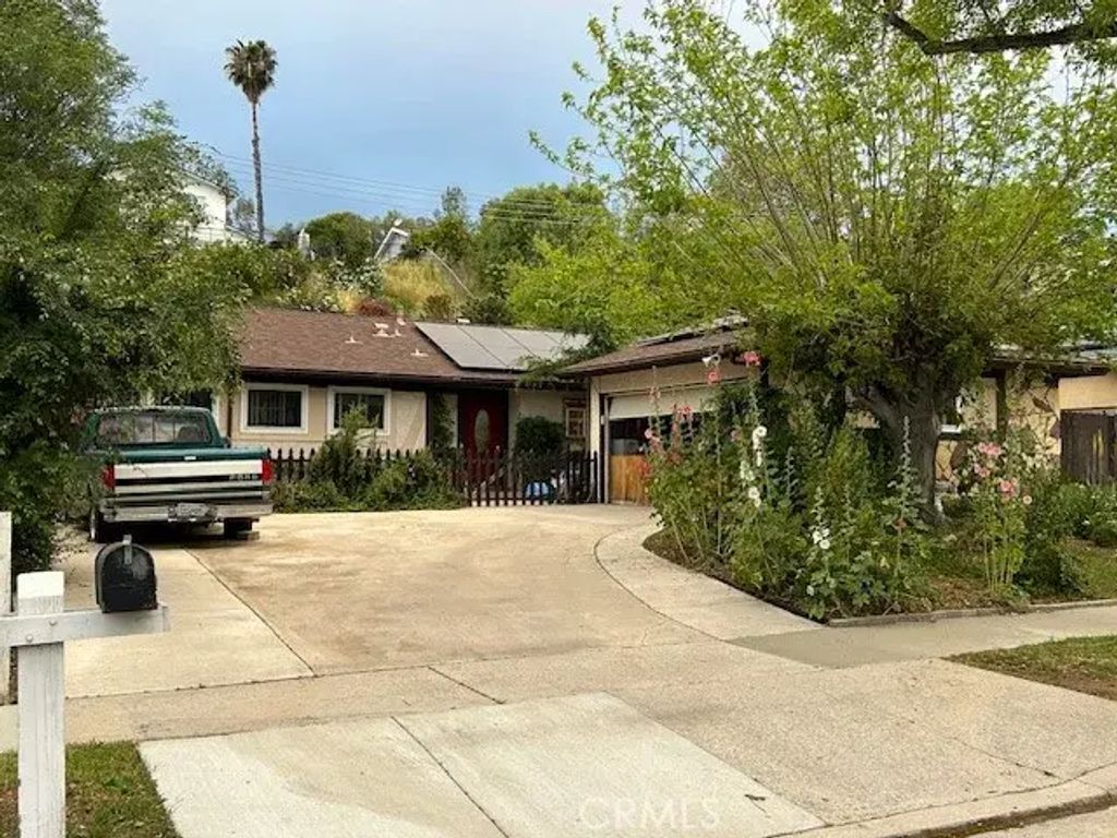 27135 Cabrera, Saugus
