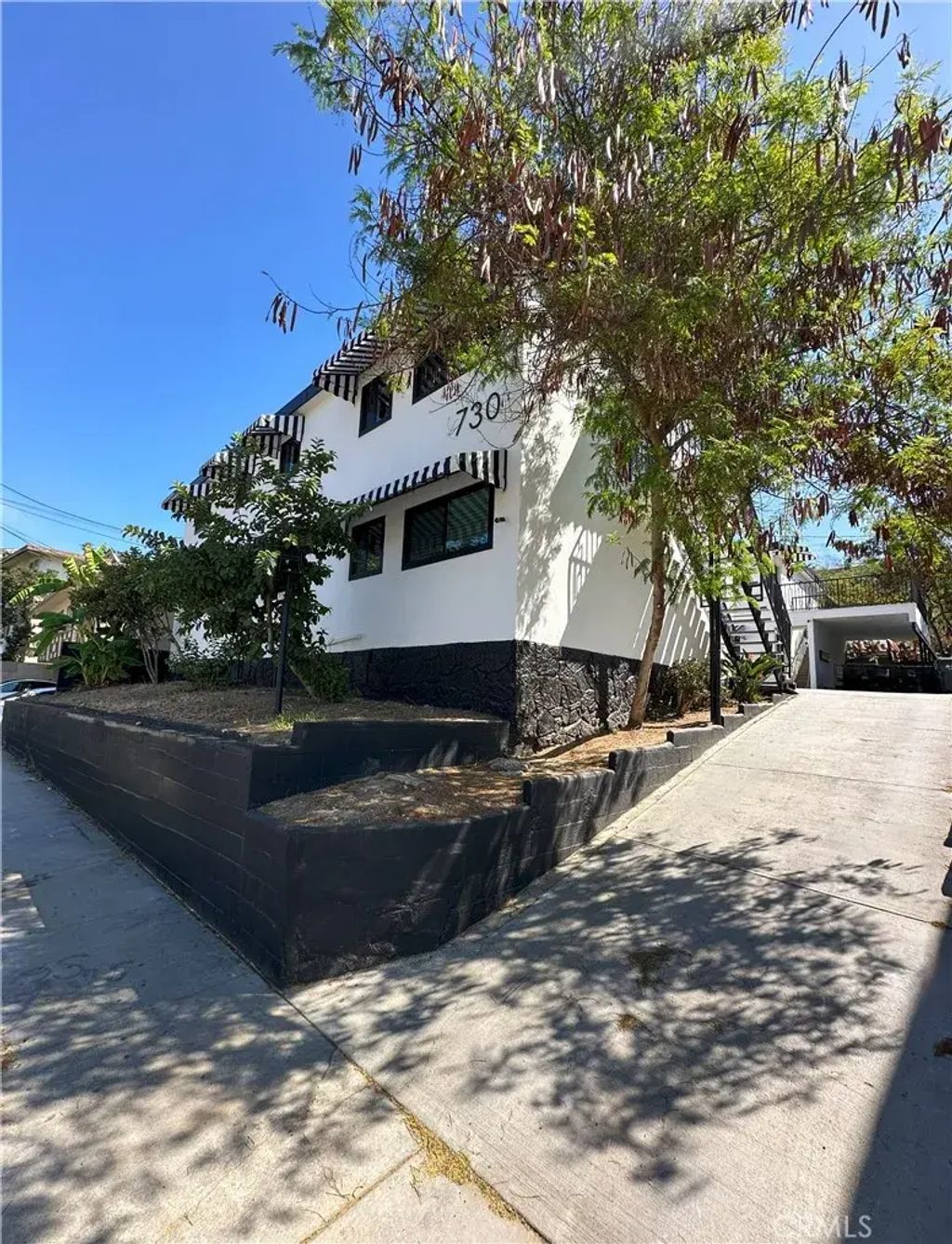 730 Via Altamira 1, Montebello