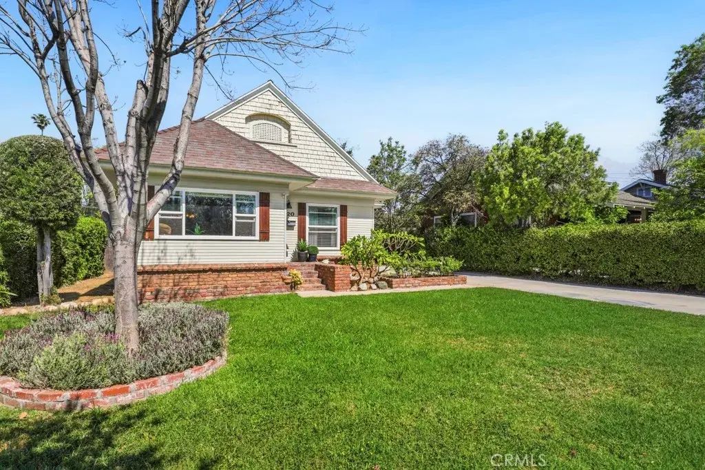 520 Linda, Redlands