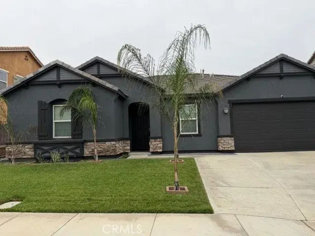 7664 Steamboat St, Riverside
