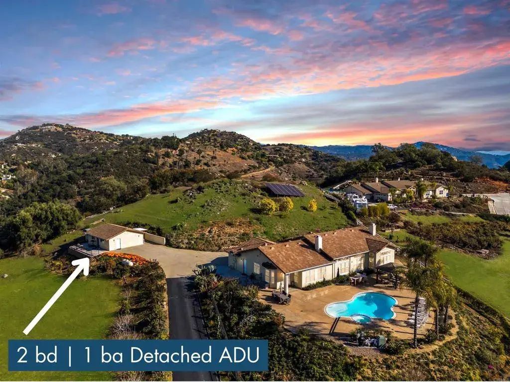 27051 Toyon Ridge Trail, Valley Center