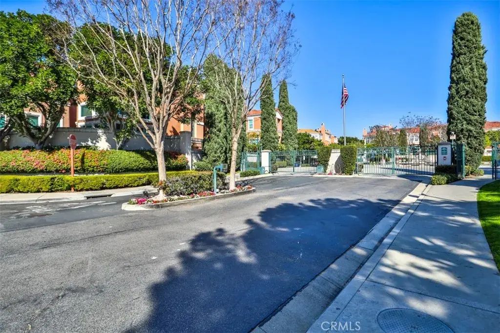 5 Arese Aisle, Irvine