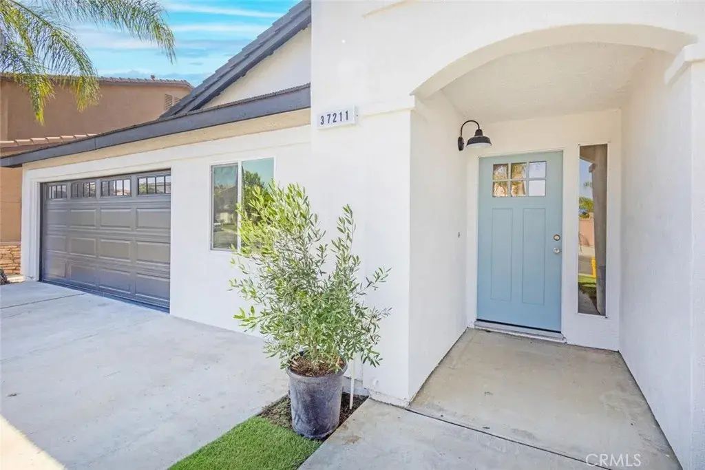 37211 Jerome Lane, Murrieta