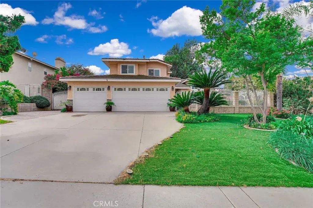 22795 Raven, Grand Terrace