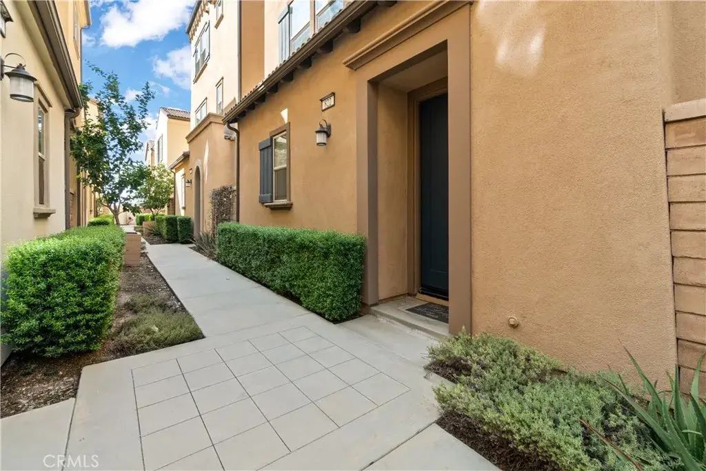 822 Mandarin, Upland