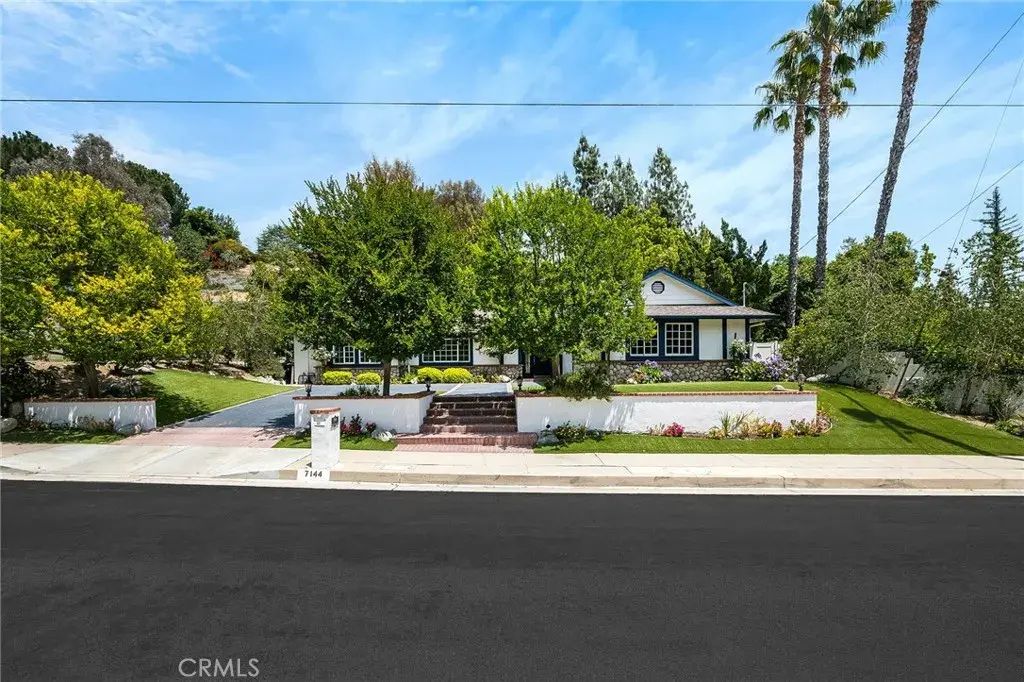 7144 Deveron Ridge Rd, West Hills