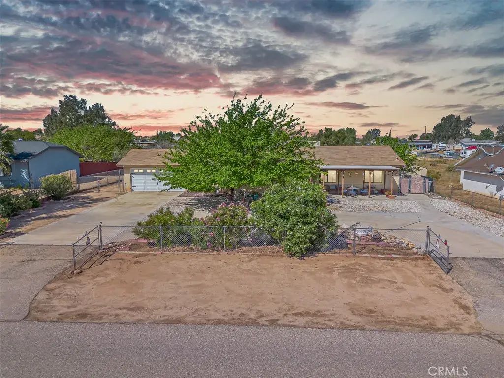 11870 9th, Hesperia