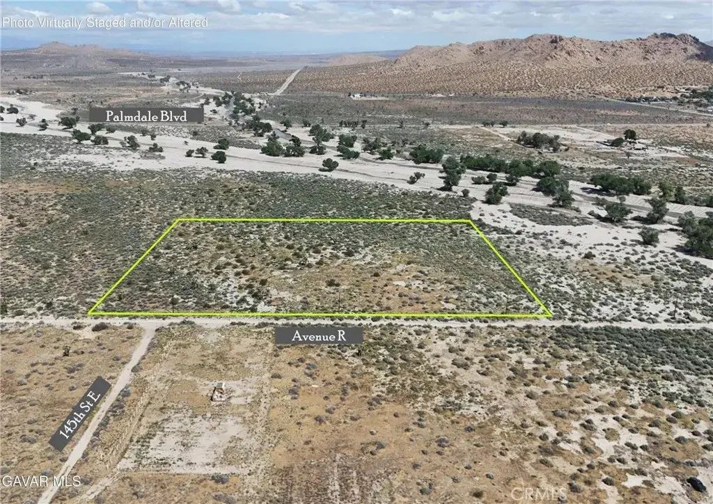 E Avenue R, Palmdale