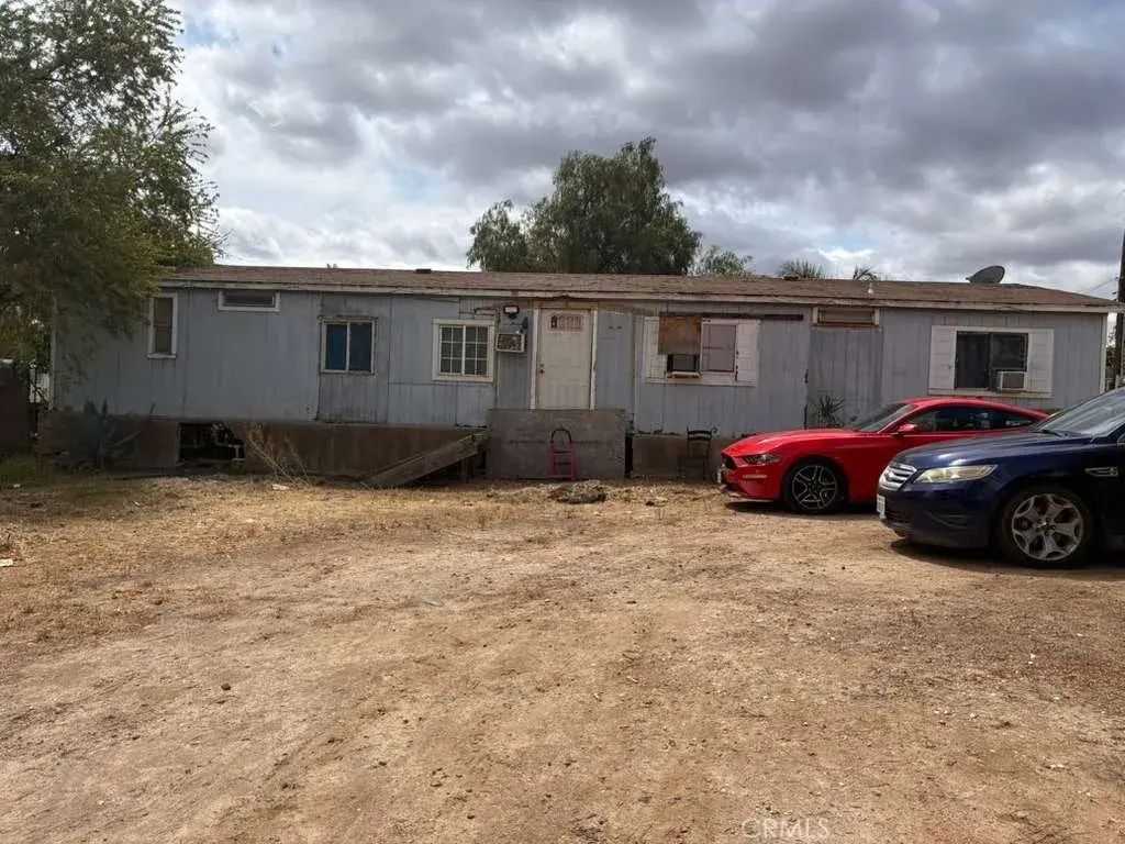 21881 Smoketree Street, Perris